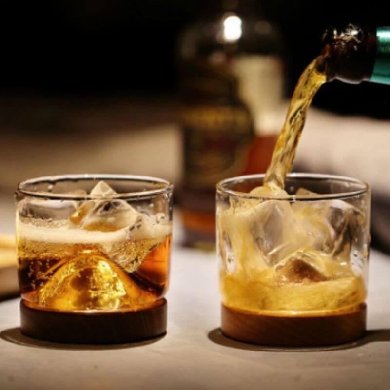 Whiskey glass made of natural wood Siberian Elm W1 – купить на Ярмарке  Мастеров – CY83LCOM | Wine Glasses, Novokuznetsk
